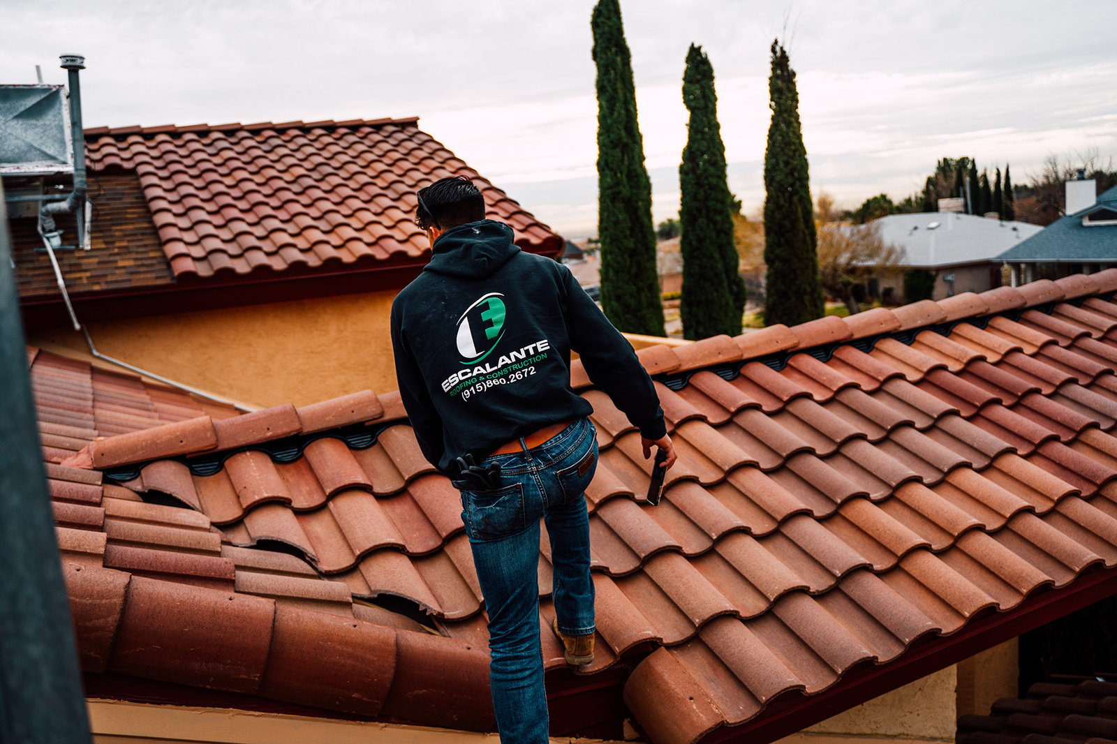 Eagle Capistrano S Ridge Tile Escalante Roofing & Construction